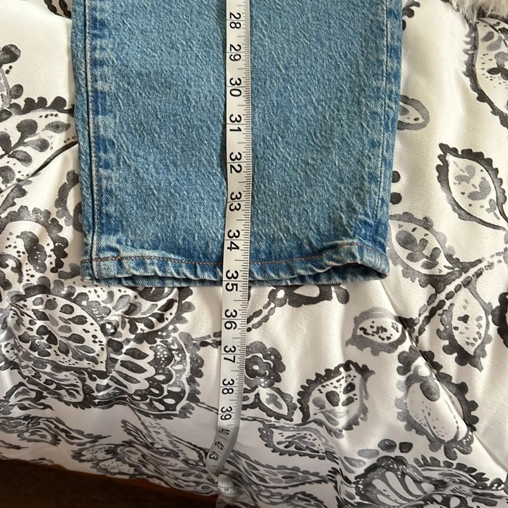 Madewell Light Blue Ankle Crop Jeans - Picture 6 of 9